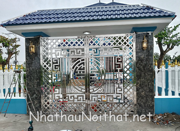 Xem 50 Mẫu Cửa Cổng Inox 2 Cánh Đẹp Vừa Ra Mắt – Báo Giá Cực Hấp Dẫn mau cua cong inox 2 canh 18