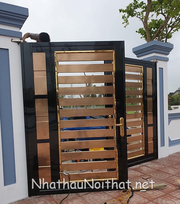 Xem 50 Mẫu Cửa Cổng Inox 2 Cánh Đẹp Vừa Ra Mắt – Báo Giá Cực Hấp Dẫn mau cua cong inox 2 canh 51