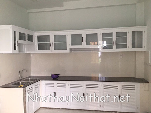 Xem 50 Mẫu Tủ Bếp Nhôm Kính Giá Rẻ Mới Nhất - Giá Chỉ Từ 1,2tr/md tu bep nhom kinh gia re 24