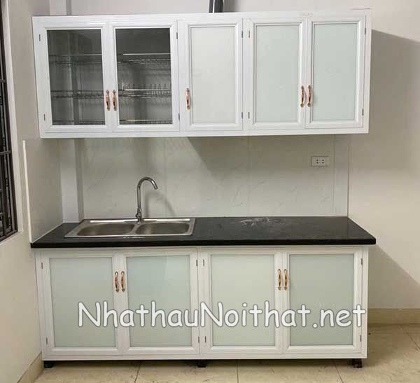 Khám Phá 50 Mẫu Tủ Bếp Nhôm Kính Nhỏ Đơn Giản Đẹp – Giá Rẻ Bất Ngờ! tu bep nhom kinh nho don gian 12