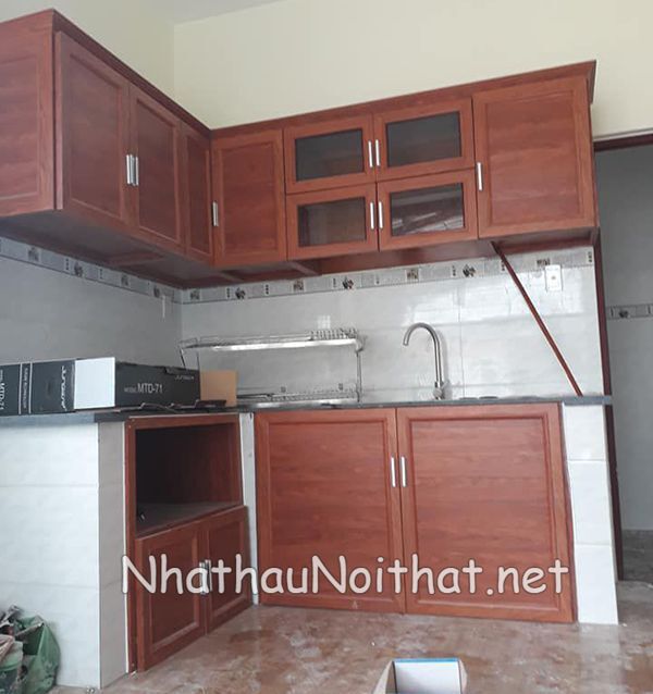 Khám Phá 50 Mẫu Tủ Bếp Nhôm Kính Nhỏ Đơn Giản Đẹp – Giá Rẻ Bất Ngờ! tu bep nhom kinh nho don gian 21