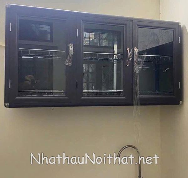 Báo Giá Tủ Bếp Nhôm Kính Treo Tường - Xem Ngay 30 Mẫu Đẹp Mới Nhất tu bep nhom kinh treo tuong 12