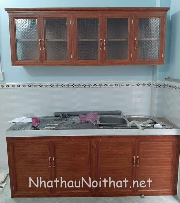 Báo Giá Tủ Bếp Nhôm Kính Treo Tường - Xem Ngay 30 Mẫu Đẹp Mới Nhất tu bep nhom kinh treo tuong 23
