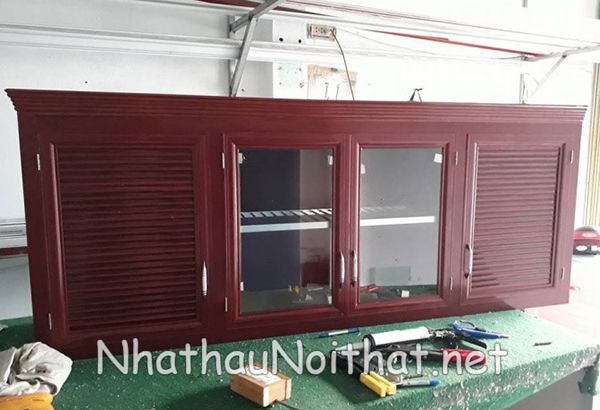Báo Giá Tủ Bếp Nhôm Kính Treo Tường - Xem Ngay 30 Mẫu Đẹp Mới Nhất tu bep nhom kinh treo tuong 27