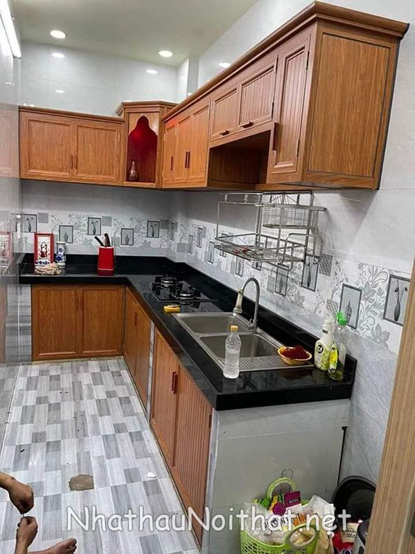 Top 30 Mẫu Tủ Bếp Nhôm Xingfa Đẹp – Báo Giá Xưởng Tiết Kiệm 30% tu bep nhom xingfa 12