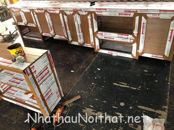 Top 30 Mẫu Tủ Bếp Nhôm Xingfa Đẹp – Báo Giá Xưởng Tiết Kiệm 30% tu bep nhom xingfa 35