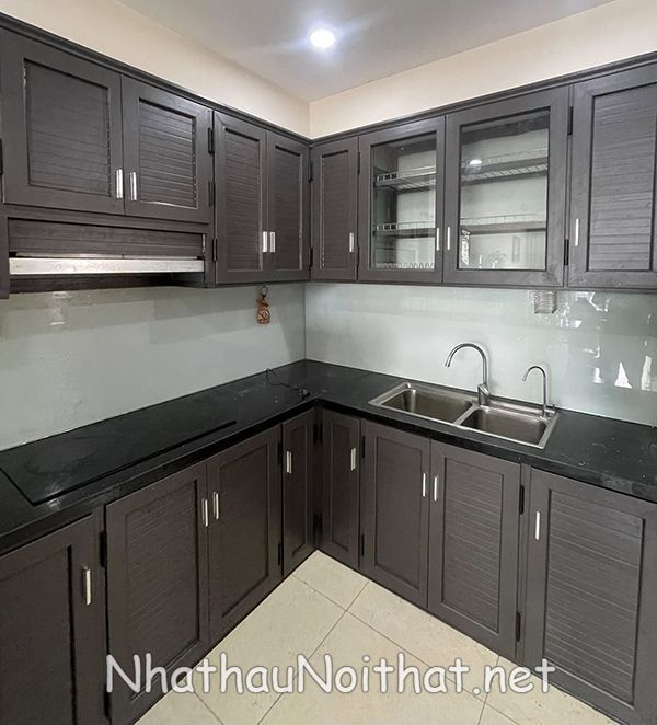 Top 30 Mẫu Tủ Bếp Nhôm Xingfa Đẹp – Báo Giá Xưởng Tiết Kiệm 30% tu bep nhom xingfa 8