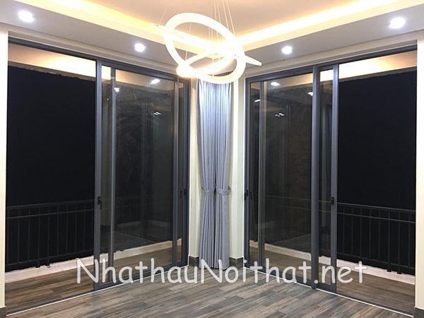 cua nhom phong ngu 4